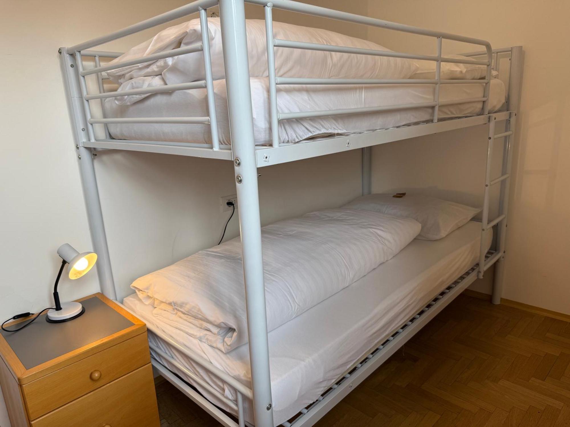 Gasthof Goldenes Lamm Vahrn Room photo
